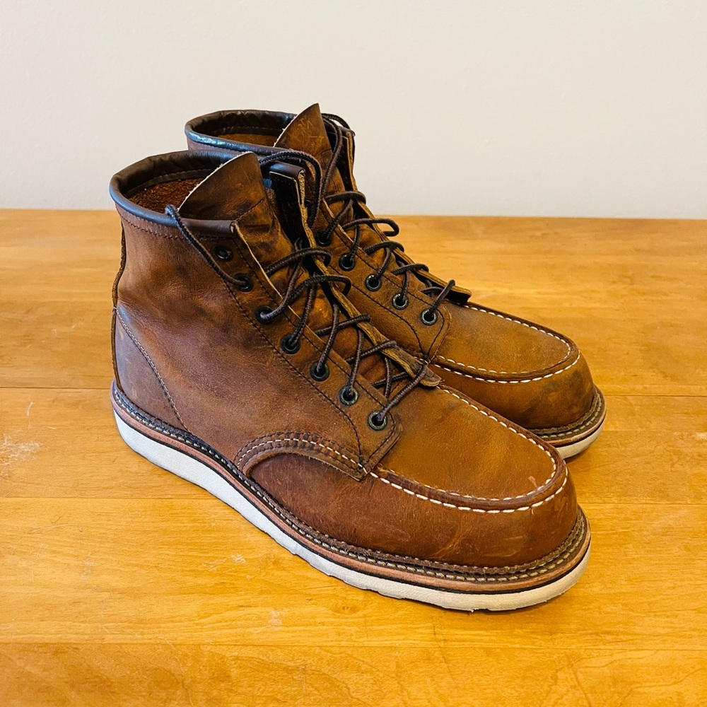 Redwing Heritage Classic Moc 6”, size 9